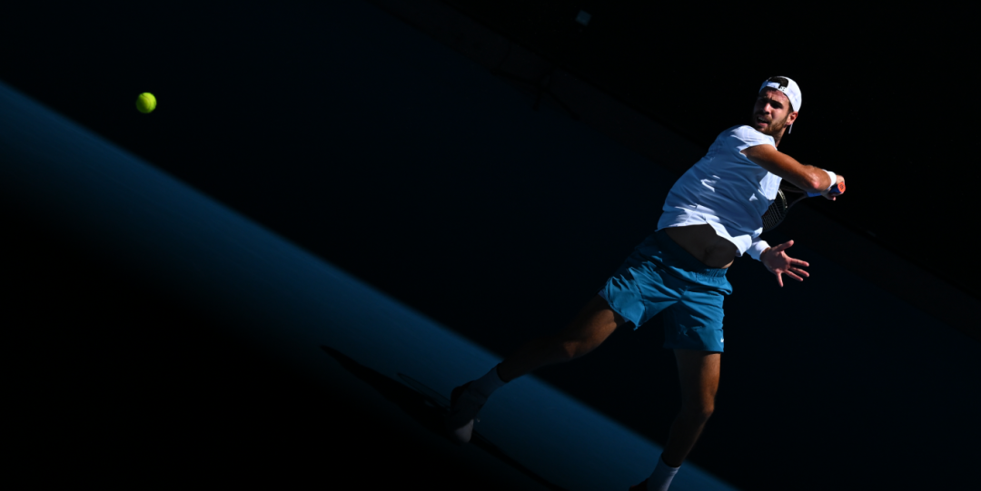 表面上看 表面上看