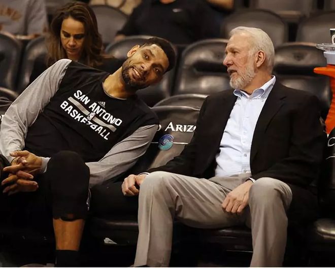 三节把持球 三节把持球